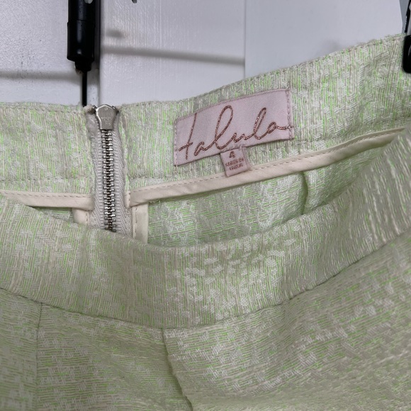 Talula pleated shorts - Picture 3 of 5